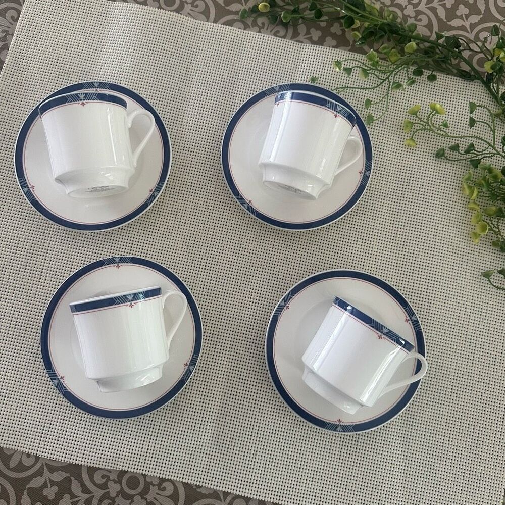 Lenox Valley Forge Decor Collection 4 pc demitasse cup & 4 pc saucer set Vintage